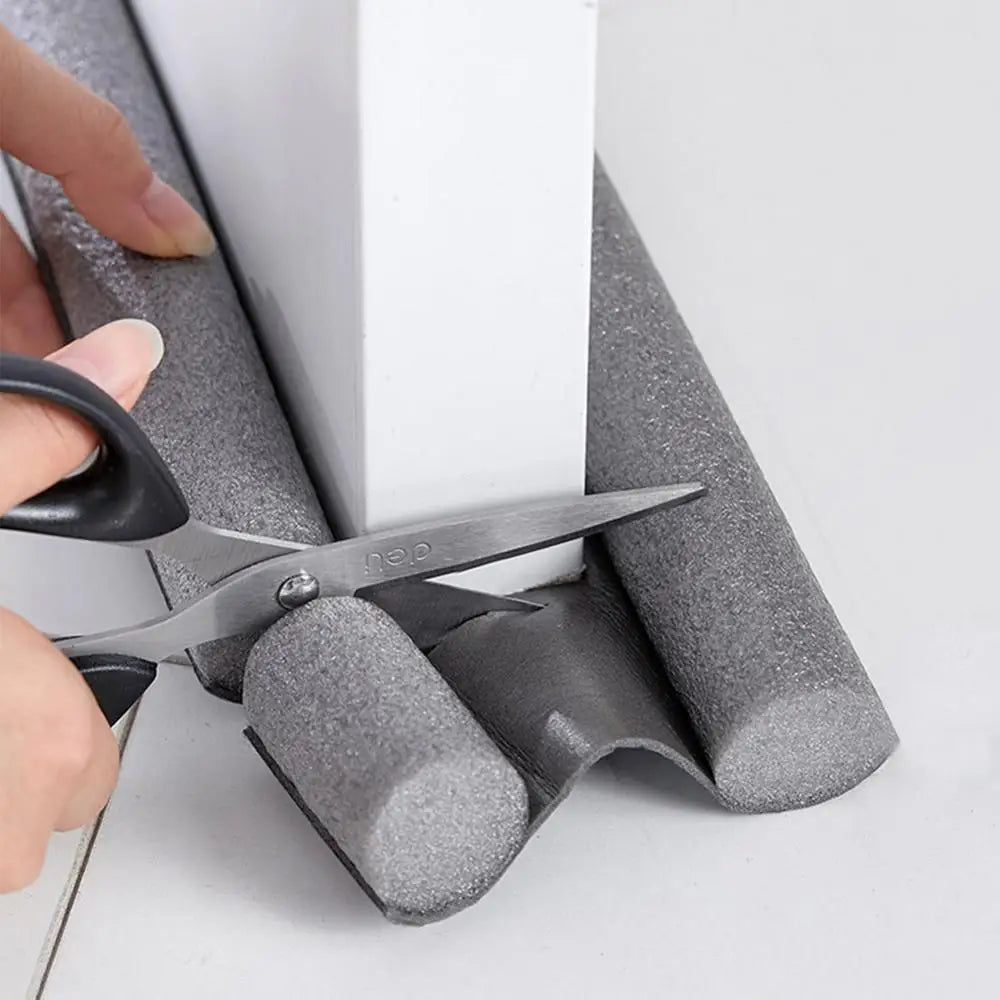 Joint coupe-froid double pour bas de porte – isolation thermique et anti-poussière