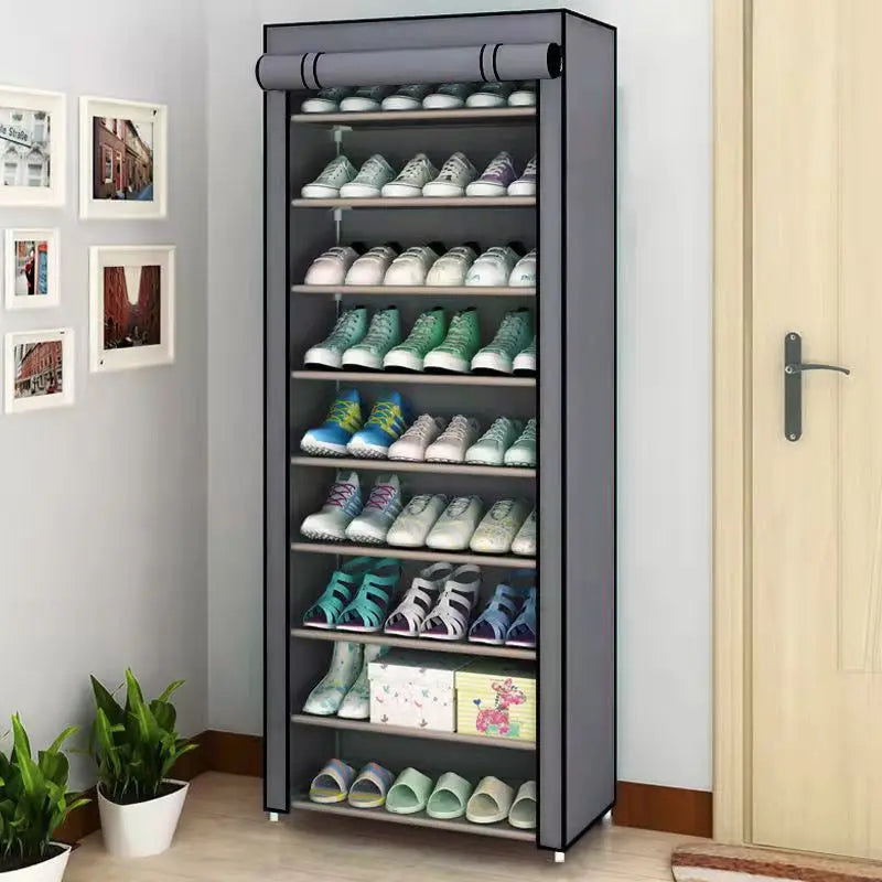 Armoire à chaussures avec housse — Rangement à plusieurs niveaux