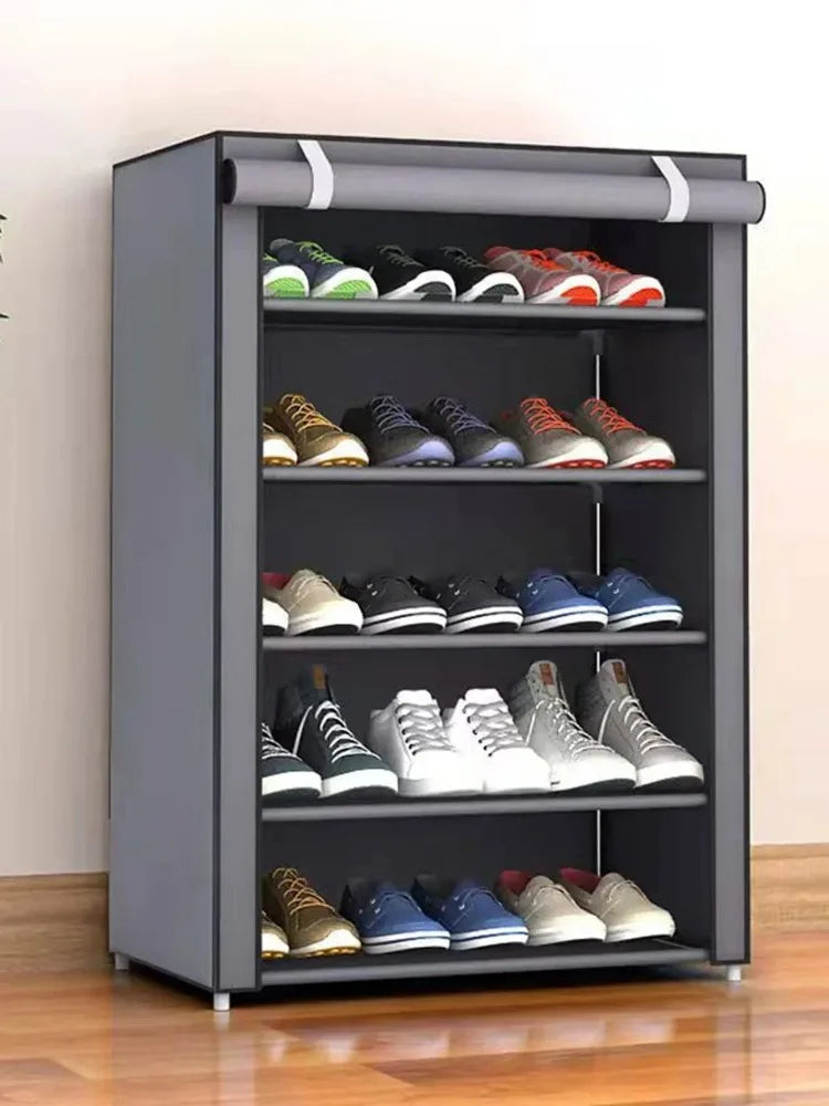 Armoire à chaussures avec housse — Rangement à plusieurs niveaux