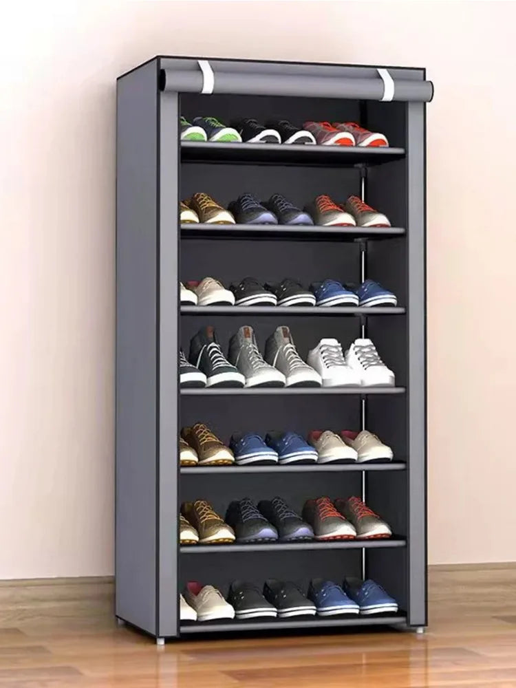 Armoire à chaussures avec housse — Rangement à plusieurs niveaux