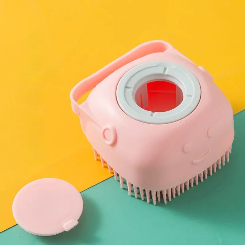 Bath brush with shampoo dispenser for dogs and cats